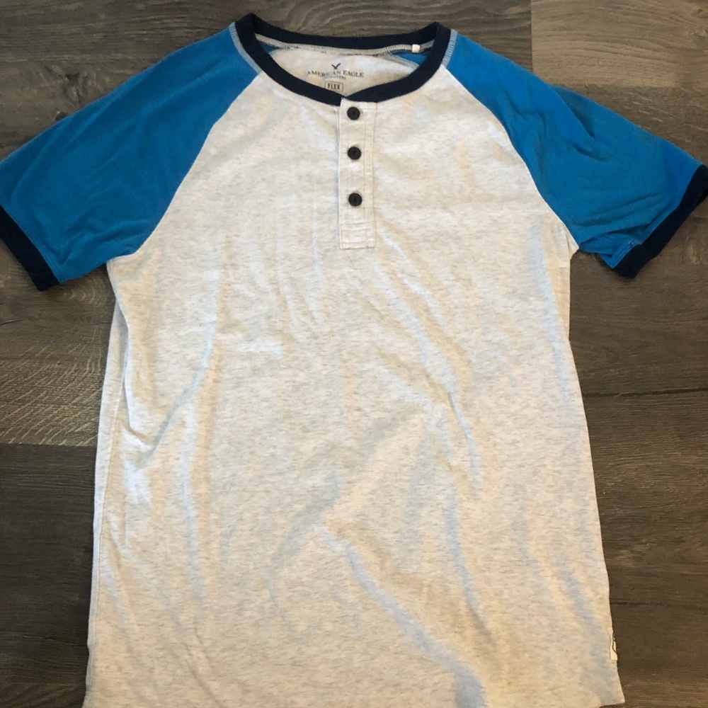 American Eagle Men’s Classic Fit Flex T-shirt
